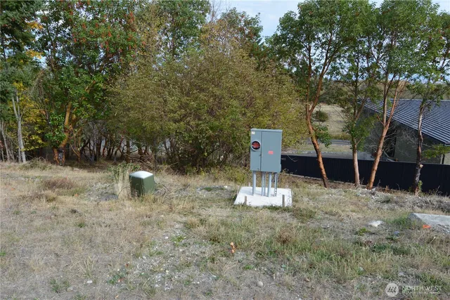 a view of a outdoor space