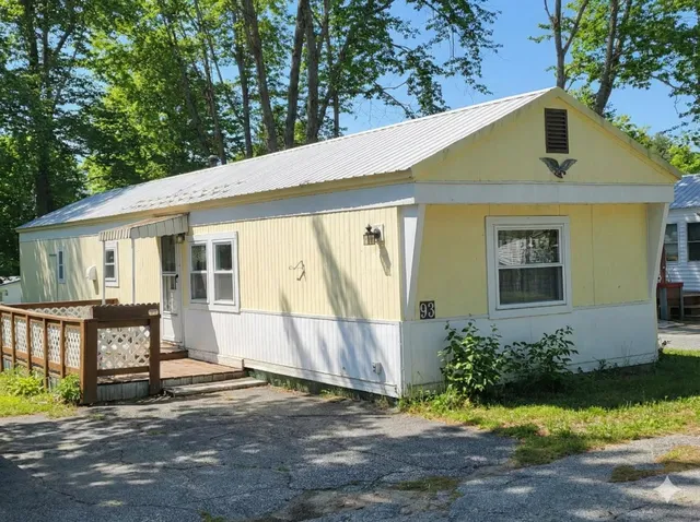 $89,900 | 9 Sargents Place, Unit 93, Gilford, NH 03249