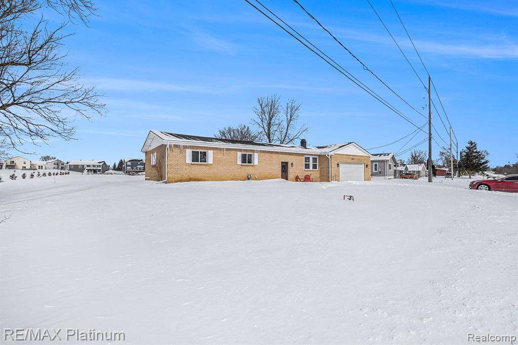 11151 Lapeer Road Davison, MI 48423 - Photo 26 of 28