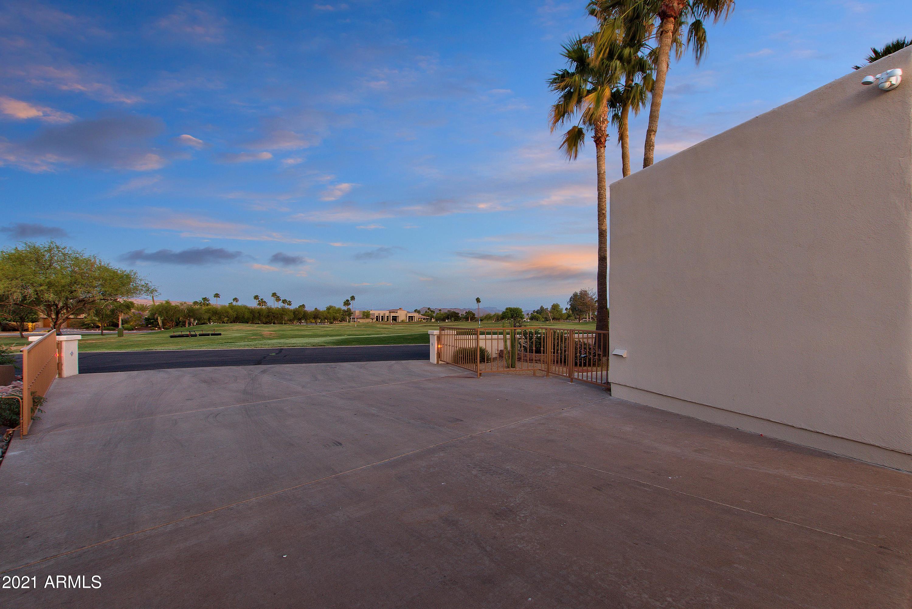 18624 East Parada Circle Rio Verde, AZ 85263 - Photo 52 of 76 LARGE DRIVEWAY