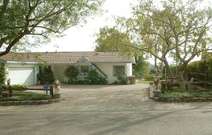 2865 Foothill Road Santa Barbara, CA 93105 - Photo 7 of 7 Listing Photo