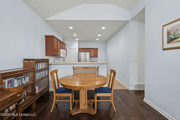 $269,900 | 8759 Parkview Oaks Circle, Olive Branch, MS 38654