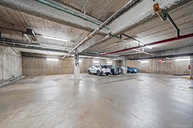 $769,000 | 213-02 42nd Avenue, Unit 2A | Bayside