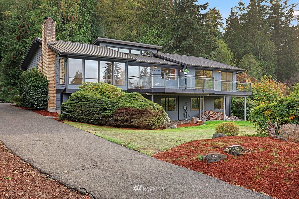 8400 Frederick Place Edmonds, WA 98026 - Photo 1 of 25 Gallery Image 1