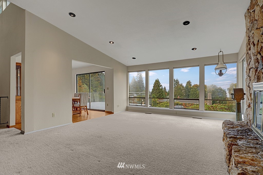 8400 Frederick Place Edmonds, WA 98026 - Photo 10 of 25 Gallery Image 10