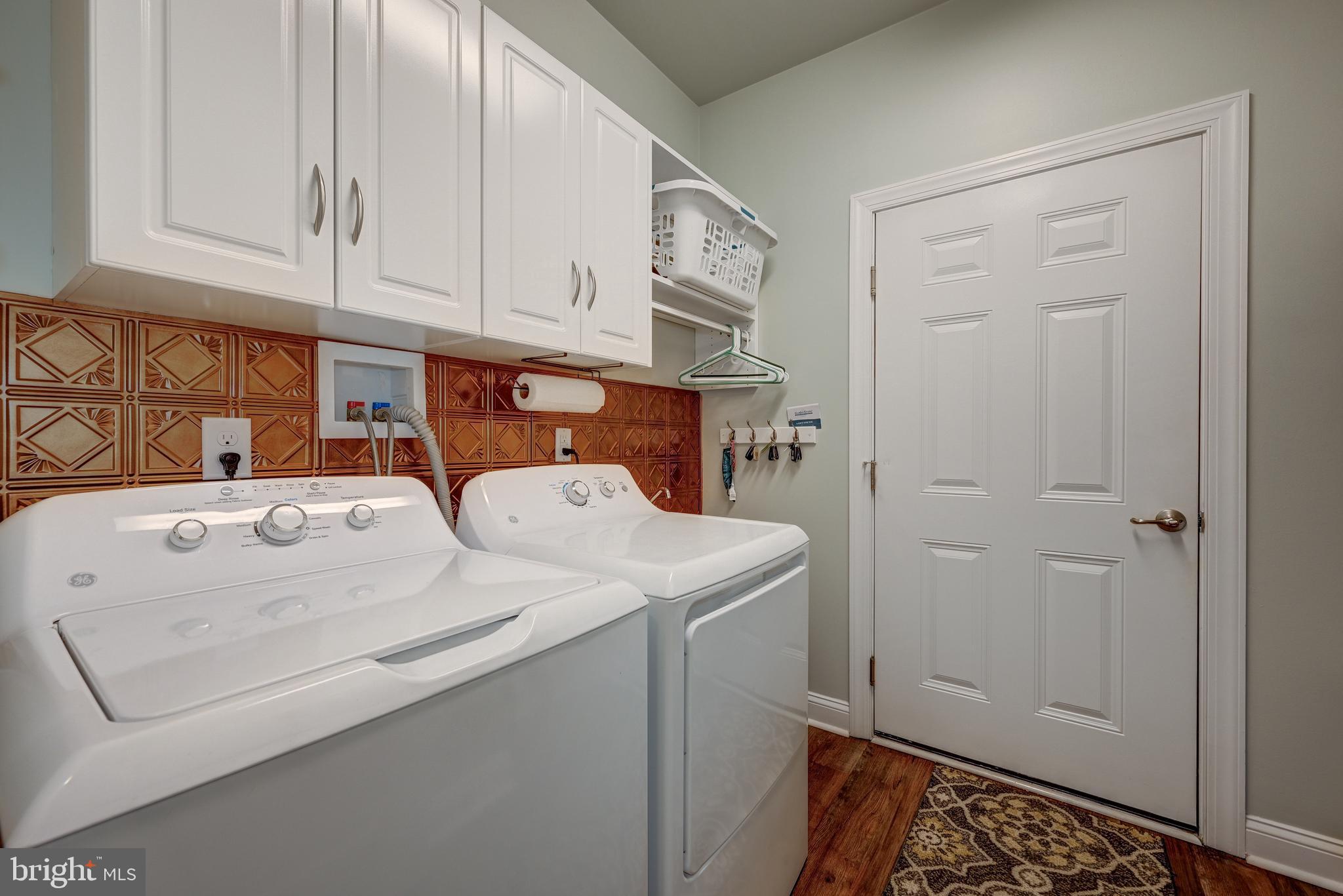 18 Genova Drive West Berlin, NJ 08091 - Photo 36 of 49 a utility room with dryer and washer