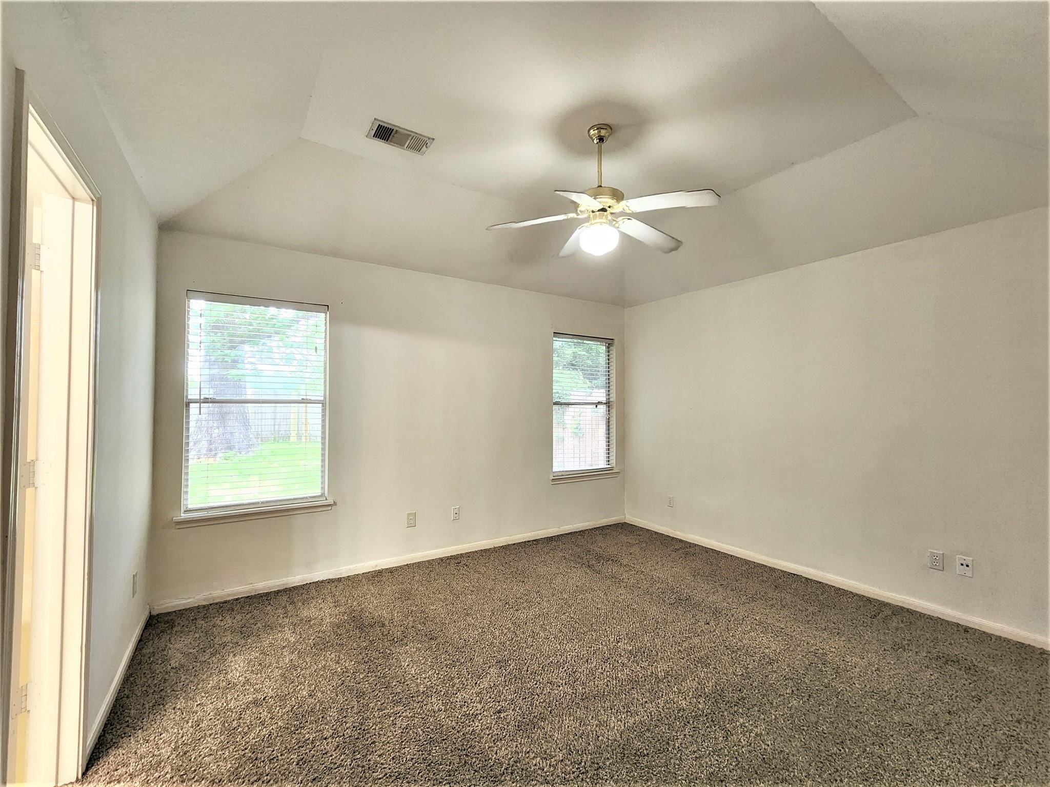 5819 Flower Gate Drive Spring, TX 77373 - Photo 6 of 11 Gallery Image 6