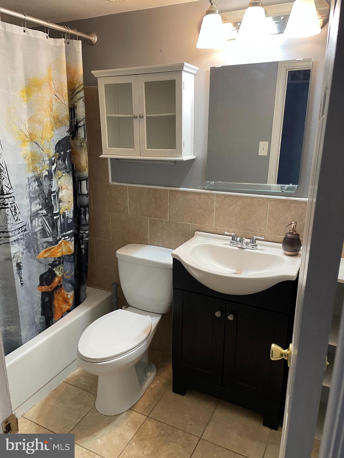 3558 Woodhaven Road Philadelphia, PA 19154 - Photo 4 of 11 Gallery Image 4