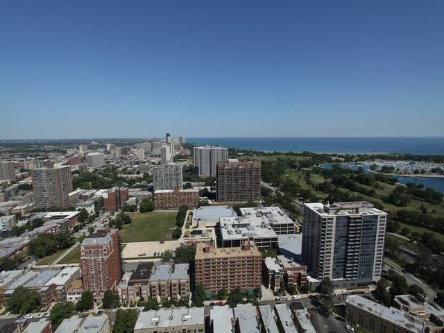 655 West Irving Park Road, Unit 4014 Chicago, IL 60613 - Photo 16 of 16 an aerial view of a city