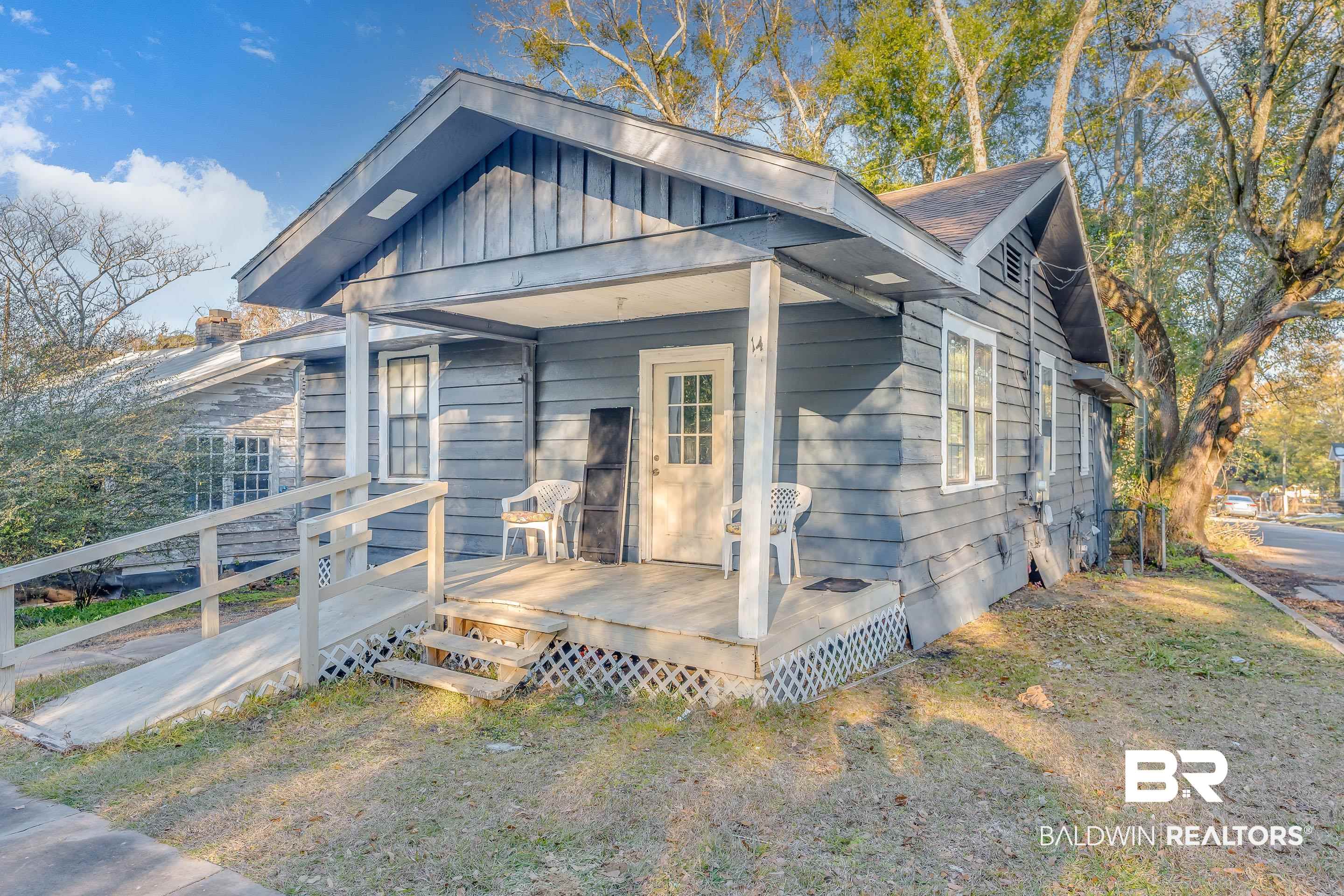 14 Southern Street Mobile, AL 36611 - Photo 2 of 26 Bungalow-style house with a porch
