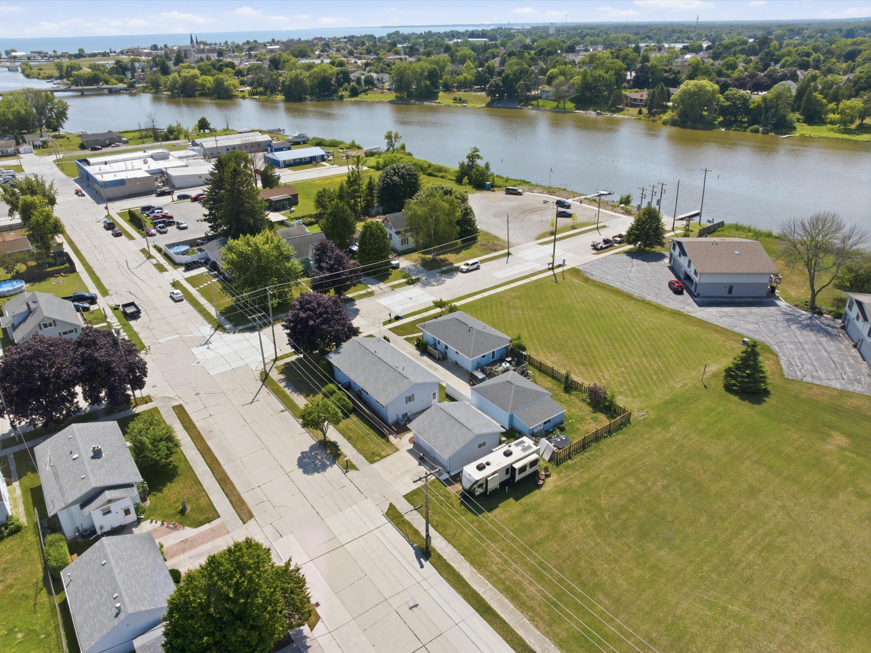 2702 Wilson Street Two Rivers, WI 54241 - Photo 33 of 43 09-DJI_20260803085745_0072_D