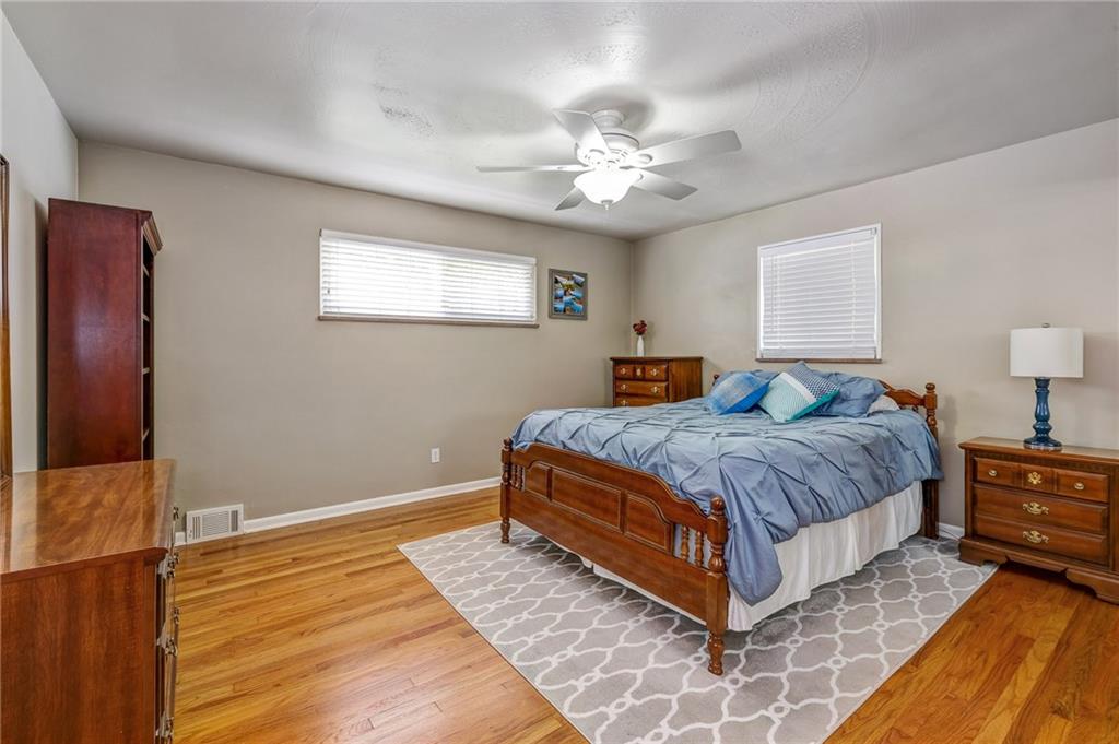 1731 Beaver Grade Road Coraopolis, PA 15108 - Photo 10 of 25 Large Master Bedroom!