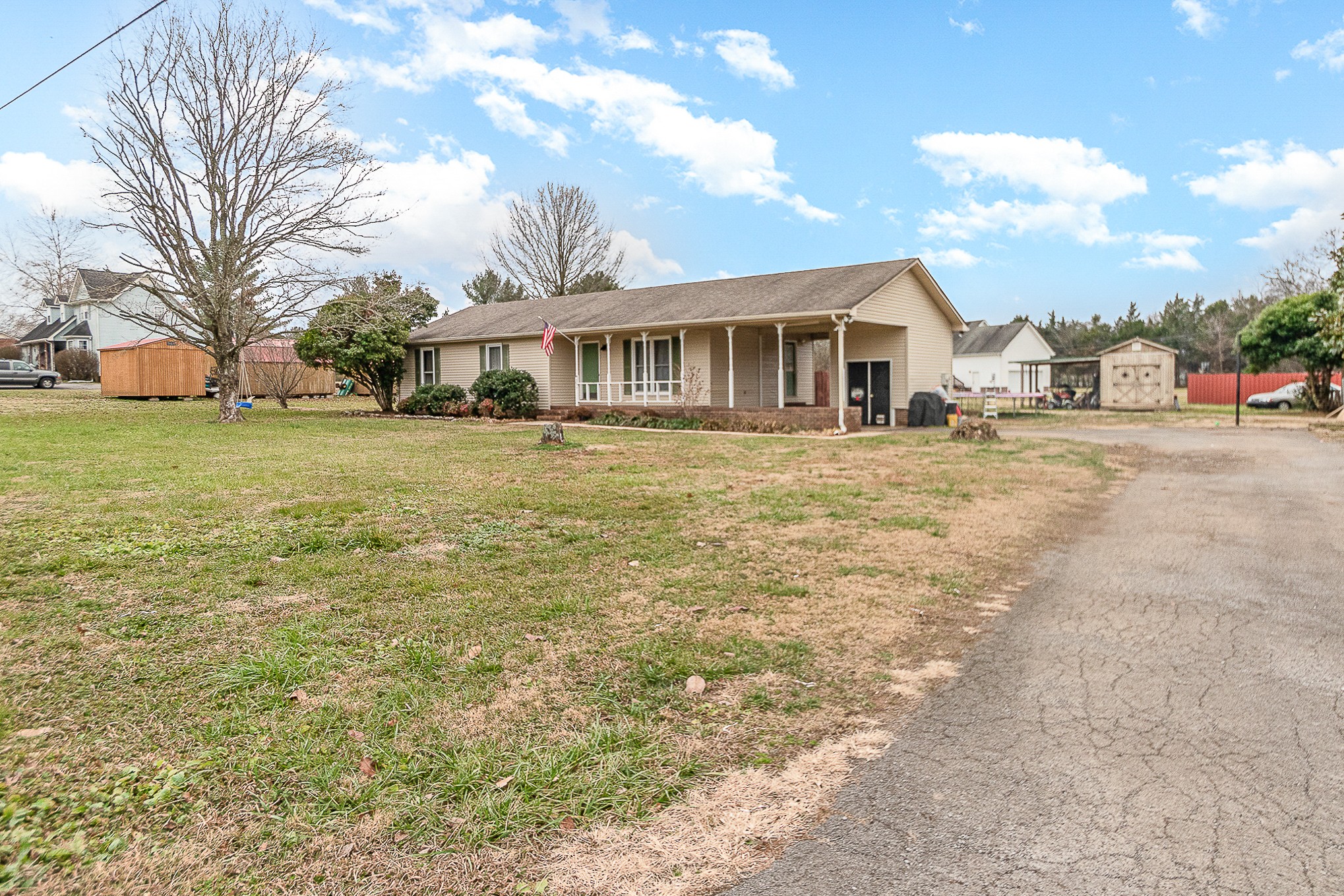 559 Thompson Road Unionville, TN 37180 - Photo 7 of 31 Gallery Image 7