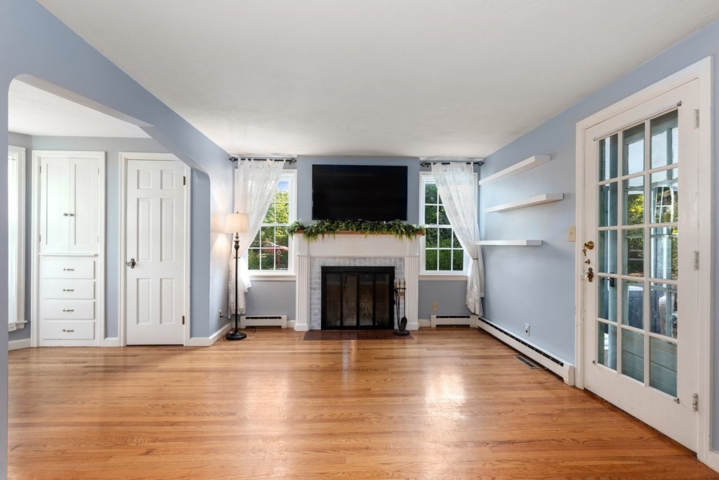 250 Burbank Road Longmeadow, MA 01106 - Photo 13 of 34 Gallery Image 13