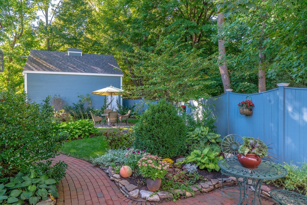6 Rocky Hill Road Amesbury, MA 01913 - Photo 6 of 30 Gallery Image 6