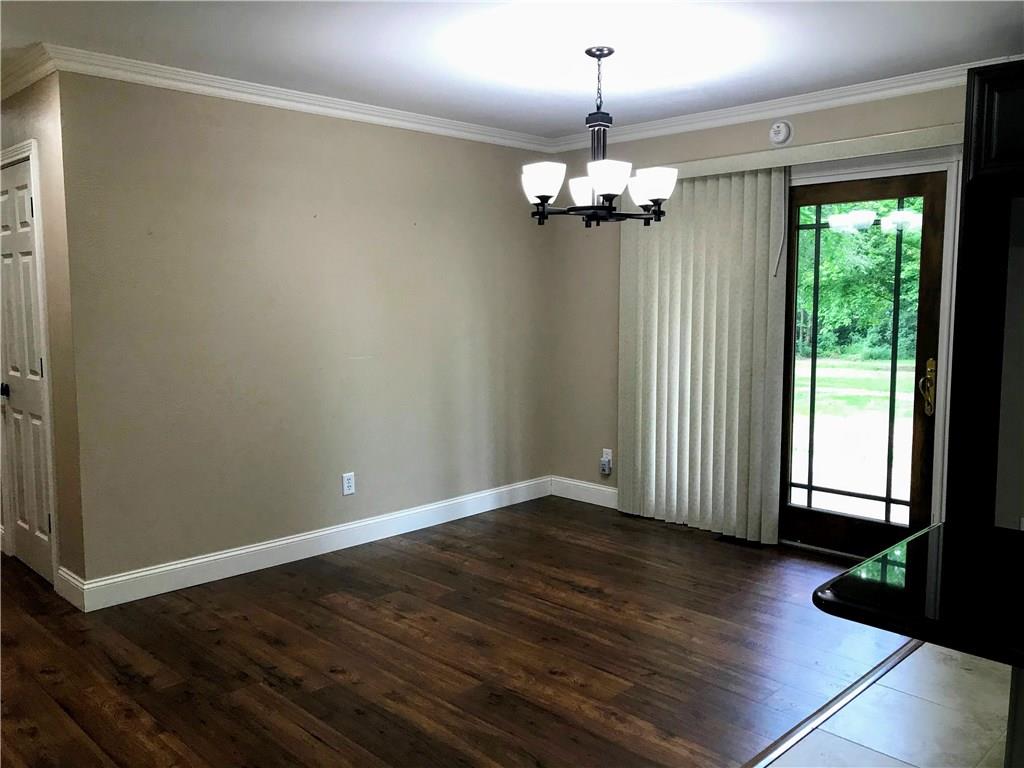 8036 Mann Road Indianapolis, IN 46221 - Photo 6 of 16