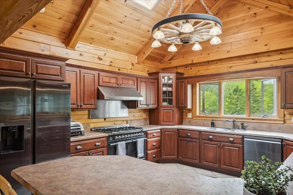 $1,250,000 | 154 Manley Hill Road, West Fairlee, VT 05045