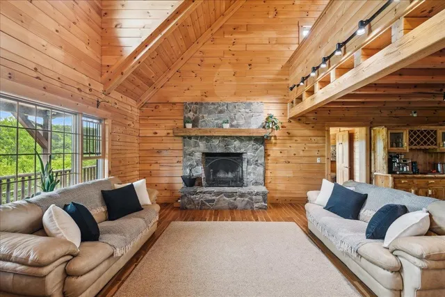 $1,250,000 | 154 Manley Hill Road, West Fairlee, VT 05045