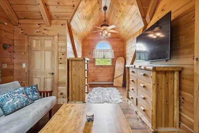 $1,250,000 | 154 Manley Hill Road, West Fairlee, VT 05045