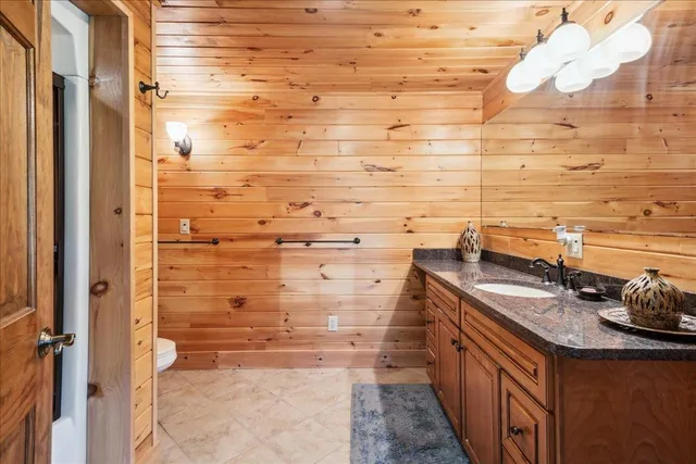 $1,250,000 | 154 Manley Hill Road, West Fairlee, VT 05045