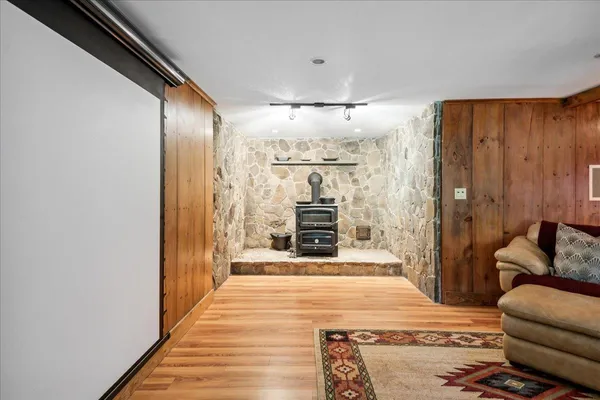 $1,250,000 | 154 Manley Hill Road, West Fairlee, VT 05045