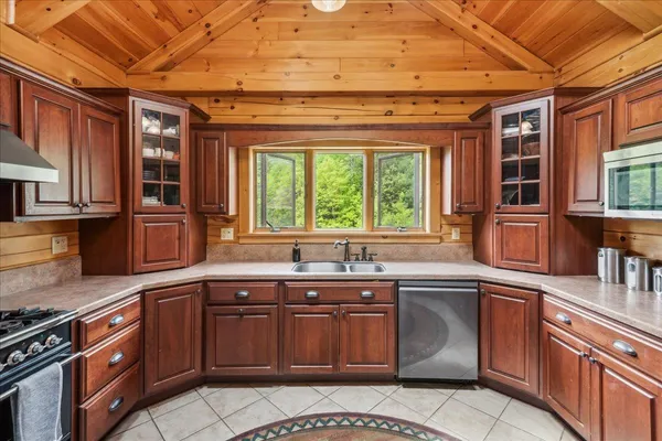 $1,250,000 | 154 Manley Hill Road, West Fairlee, VT 05045