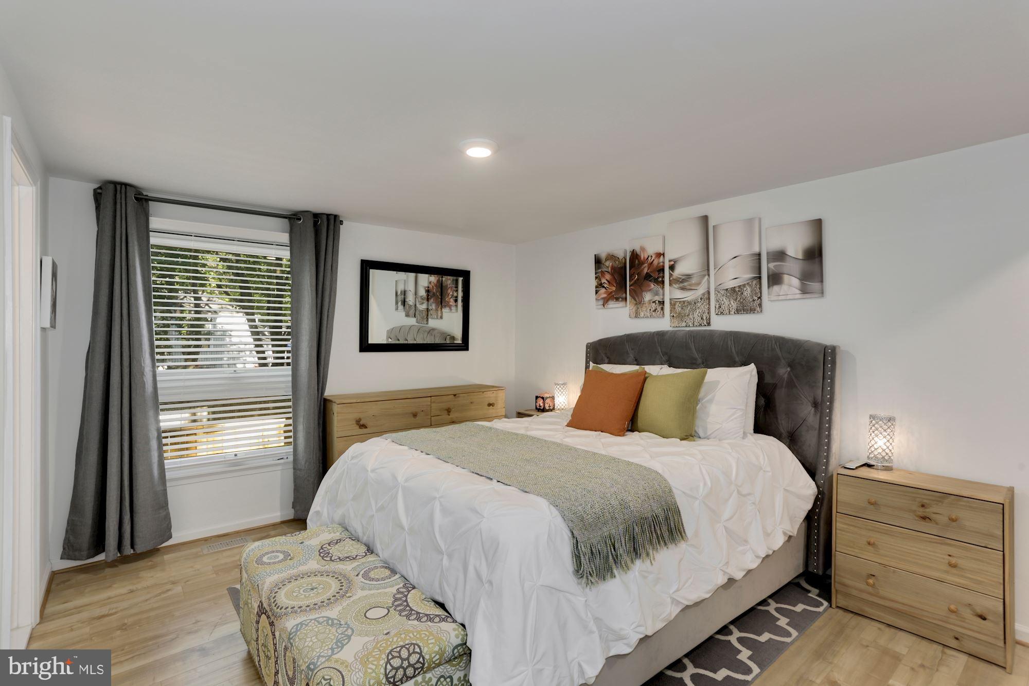 12264 Turkey Wing Court Reston, VA 20191 - Photo 15 of 33 Room #3 Master bedroom