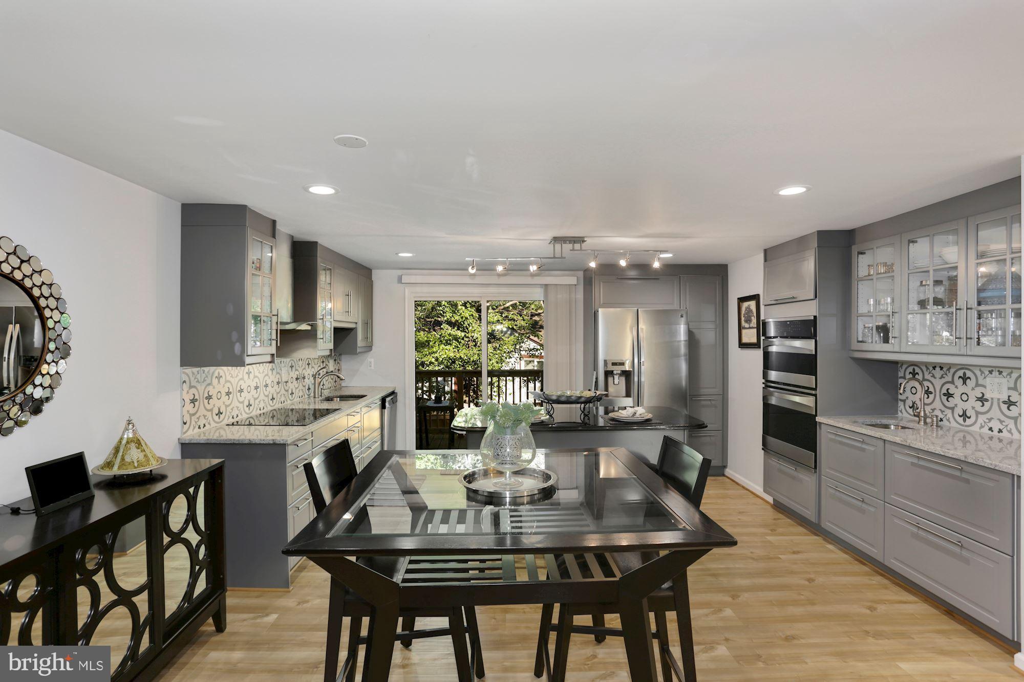 12264 Turkey Wing Court Reston, VA 20191 - Photo 8 of 33