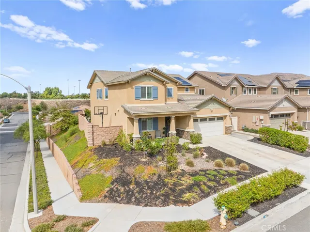 $849,999 | 11112 Ilama Court, Corona, CA 92883