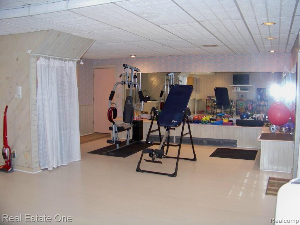 3208 North Tipsico Lake Road Hartland, MI 48353 - Photo 51 of 87 029.jpg