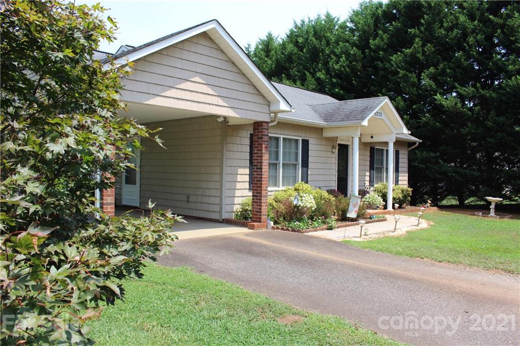 5230 Harris Farm Road Hickory, NC 28602 - Photo 1 of 42 Gallery Image 1