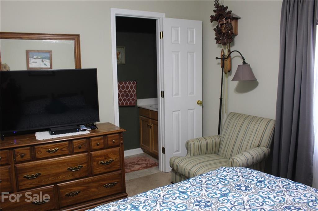 5230 Harris Farm Road Hickory, NC 28602 - Photo 16 of 42 Gallery Image 16