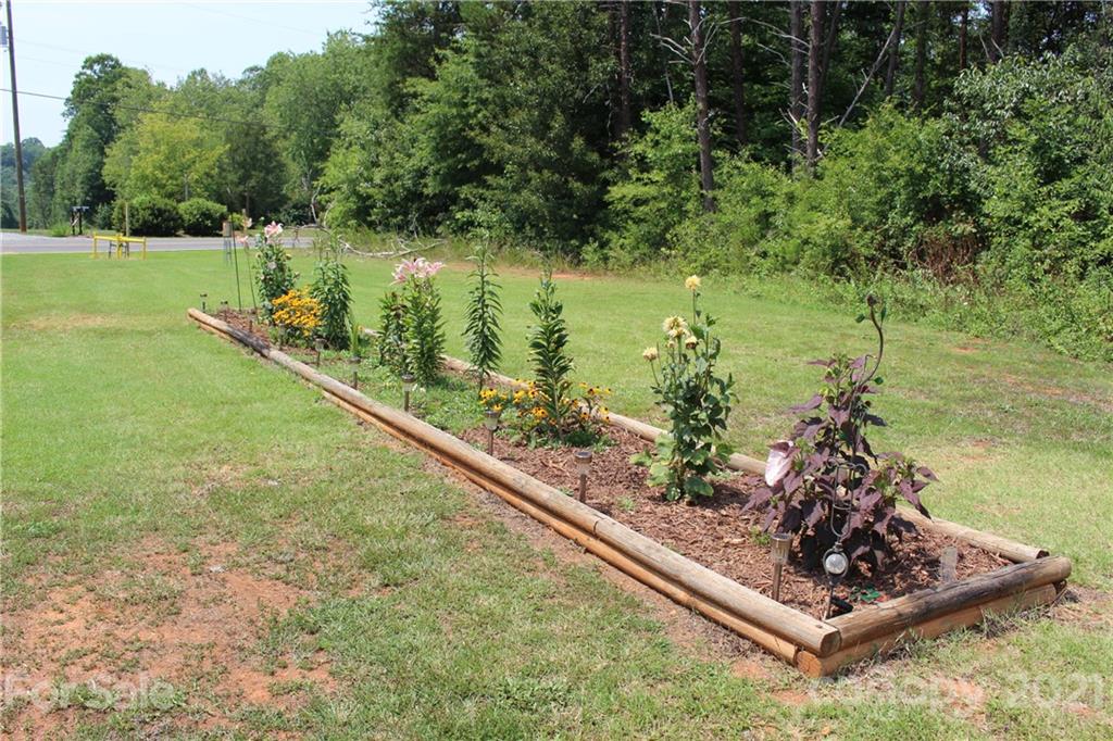 5230 Harris Farm Road Hickory, NC 28602 - Photo 25 of 42 Gallery Image 25