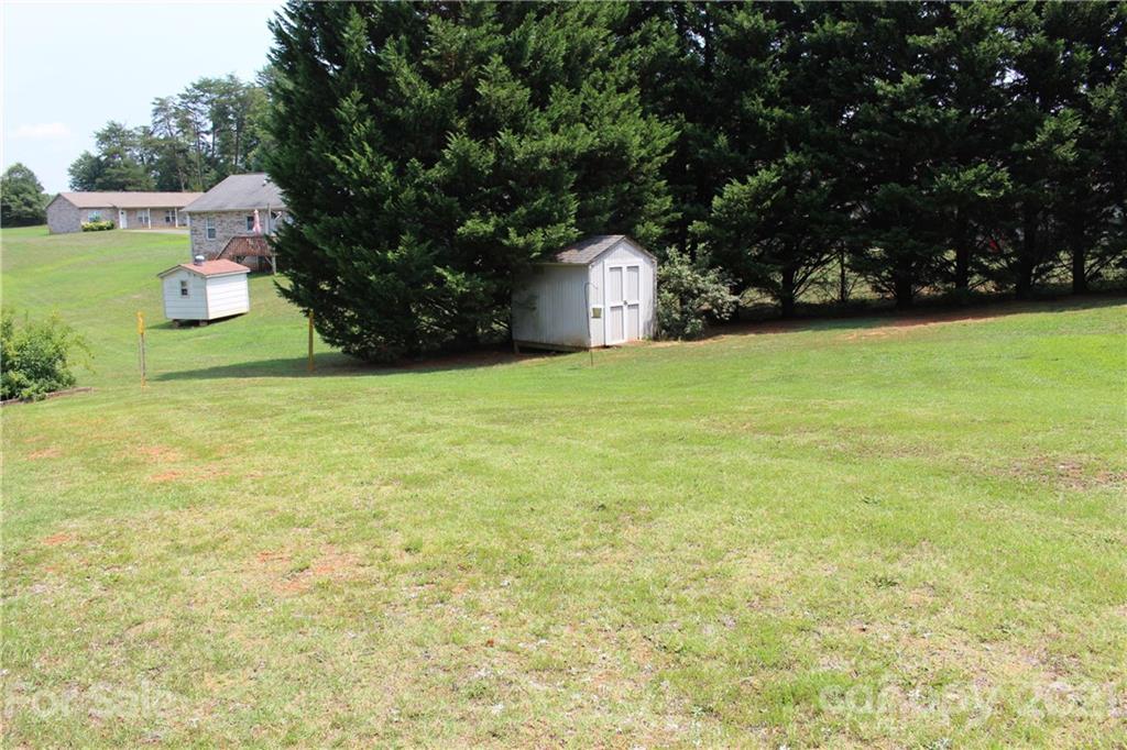 5230 Harris Farm Road Hickory, NC 28602 - Photo 30 of 42 Gallery Image 30