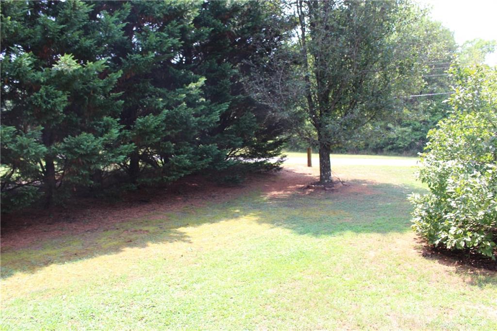 5230 Harris Farm Road Hickory, NC 28602 - Photo 35 of 42 Gallery Image 35