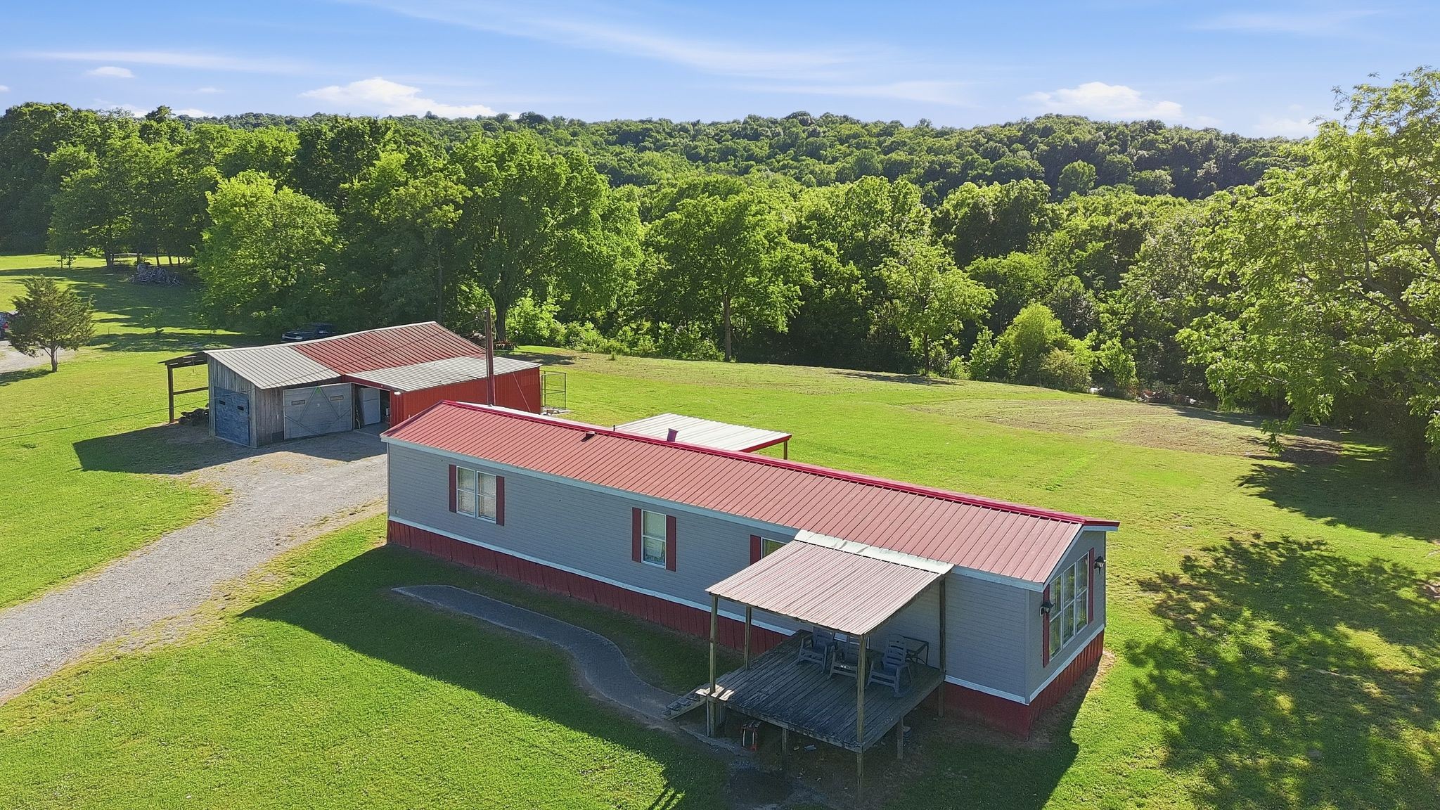 8526 Crawley Hill Road Mount Pleasant, TN 38474 - Photo 1 of 30