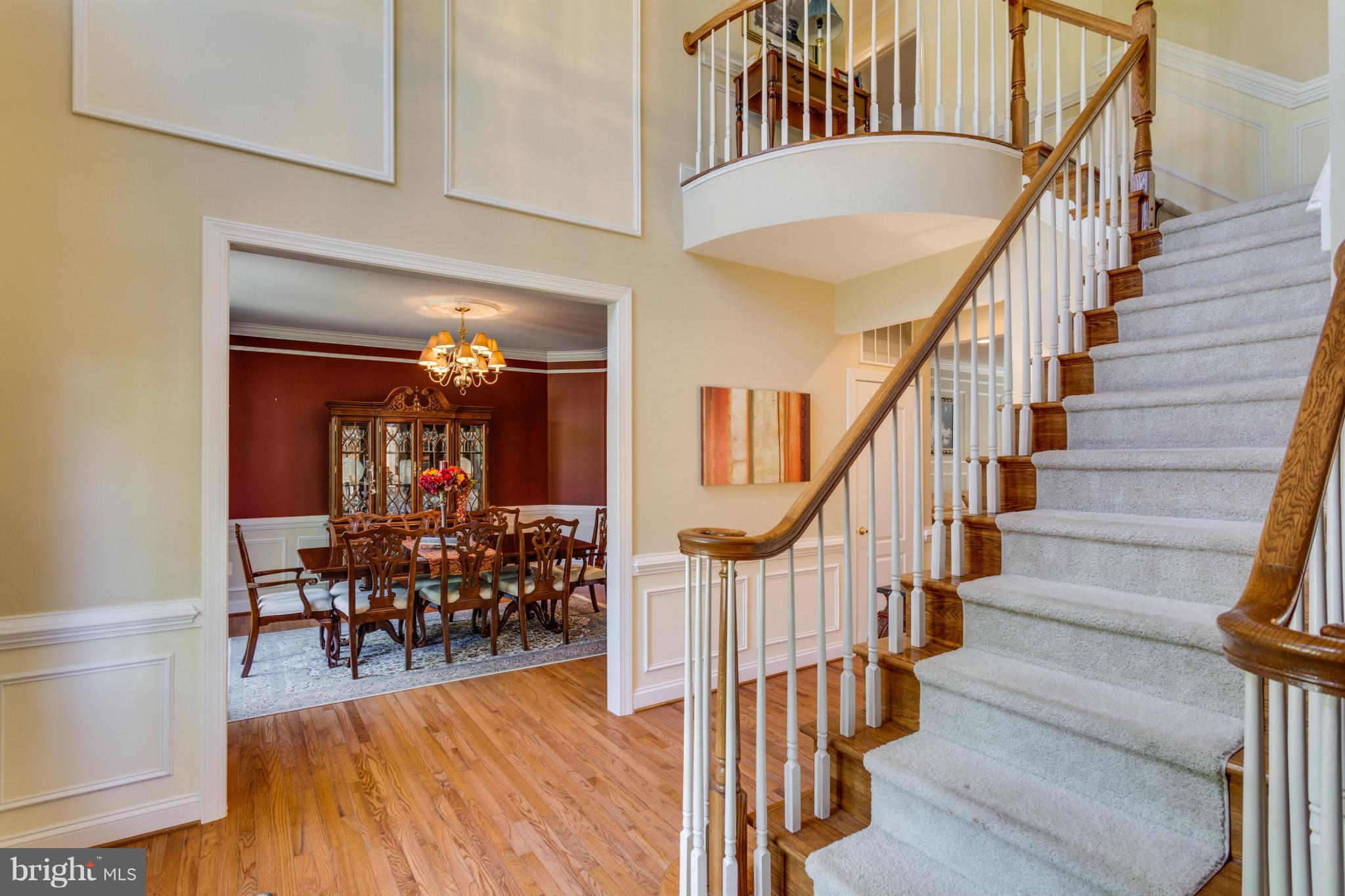 2754 Cody Road Vienna, VA 22181 - Photo 7 of 30 Elegant Entry Foyer