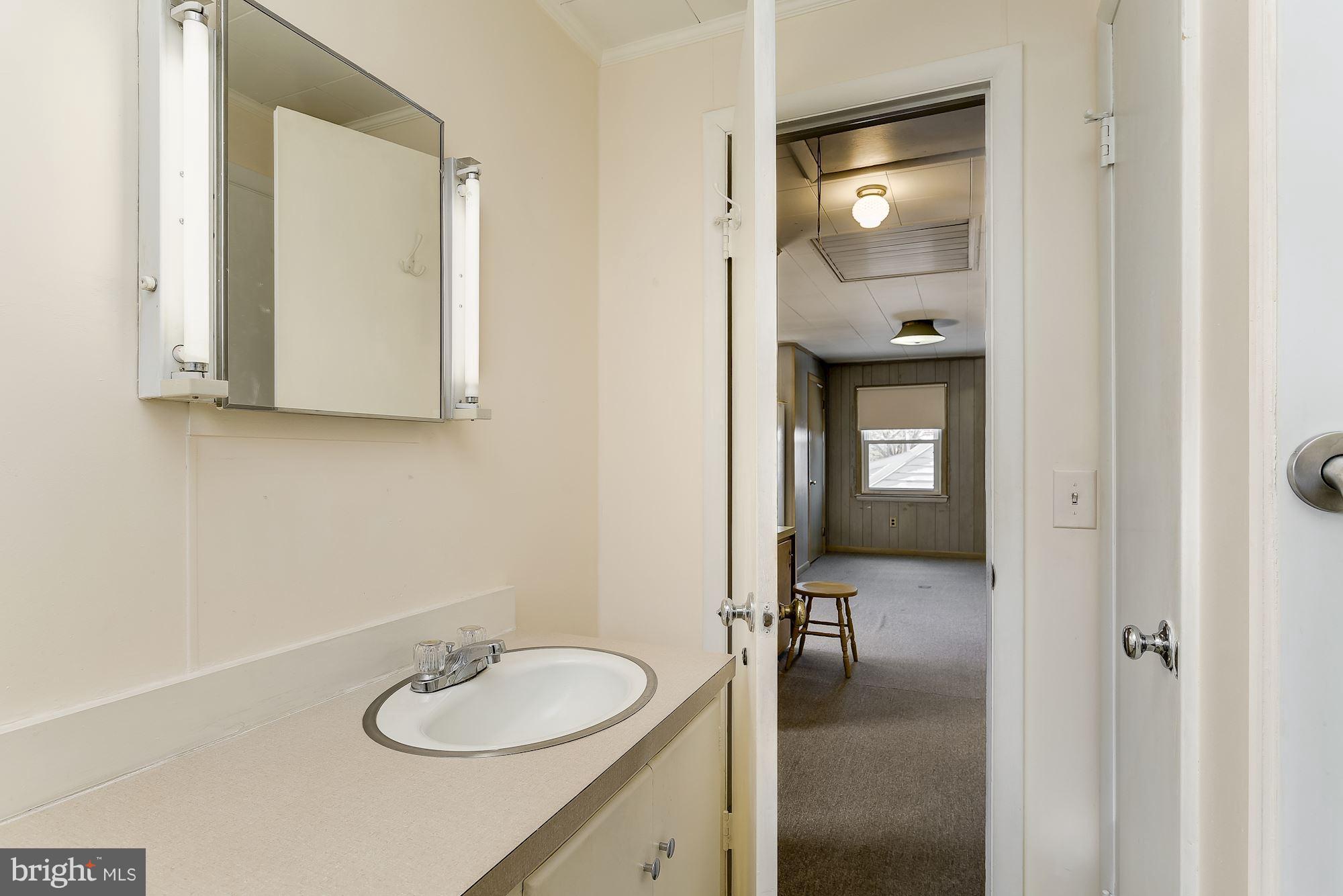 1205 Old Manchester Road Westminster, MD 21157 - Photo 22 of 28 Bathroom