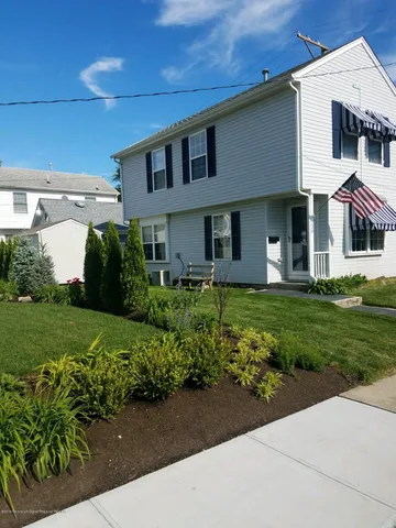$9,500 | 520 3rd Avenue, Avon-by-the-Sea, NJ 07717