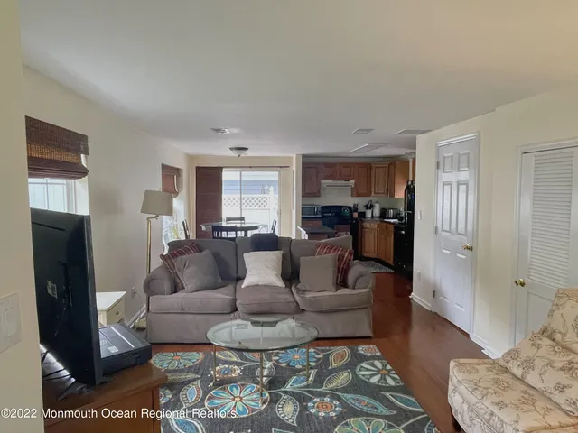 $9,500 | 520 3rd Avenue, Avon-by-the-Sea, NJ 07717