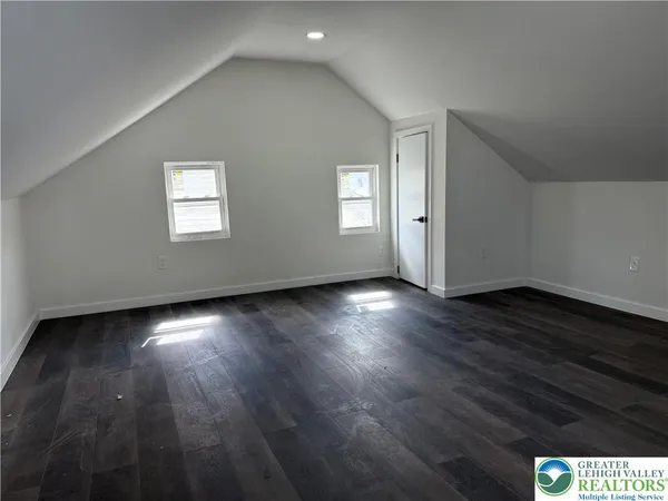 $2,500 | 729 3rd Street, Catasauqua, PA 18032