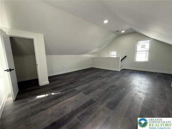 $2,500 | 729 3rd Street, Catasauqua, PA 18032