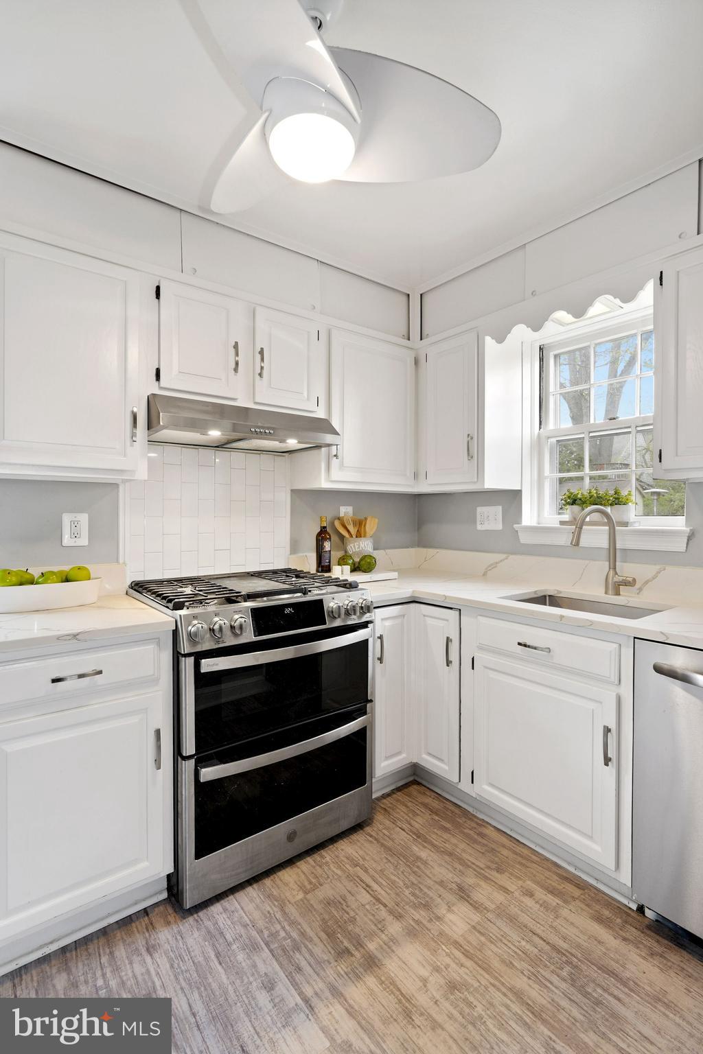 6555 28th Street North Arlington, VA 22213 - Photo 14 of 35