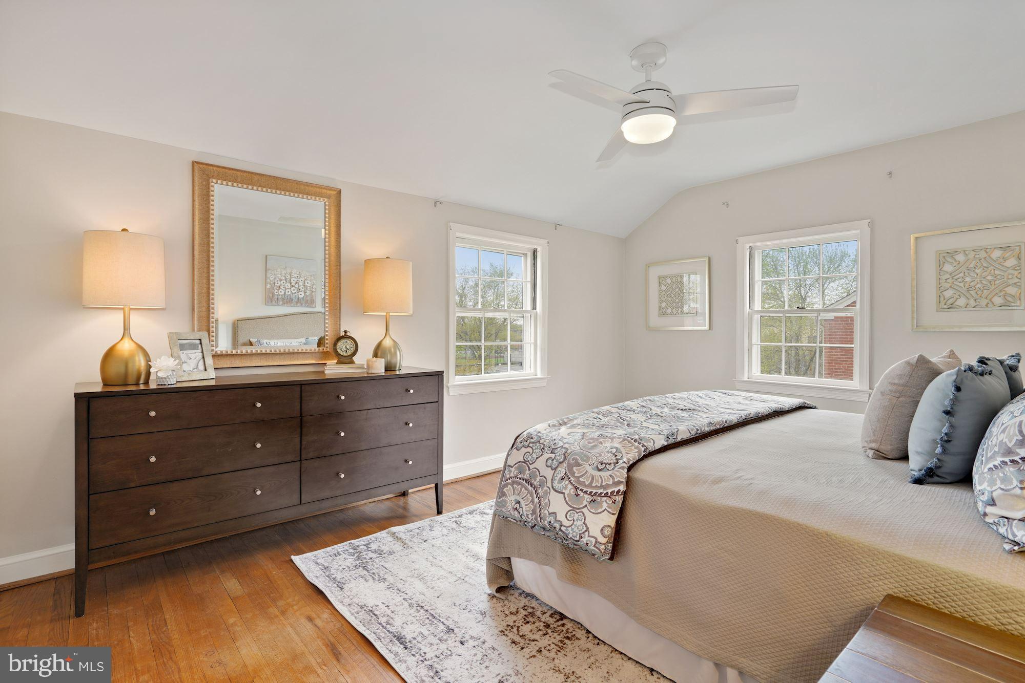 6555 28th Street North Arlington, VA 22213 - Photo 17 of 35