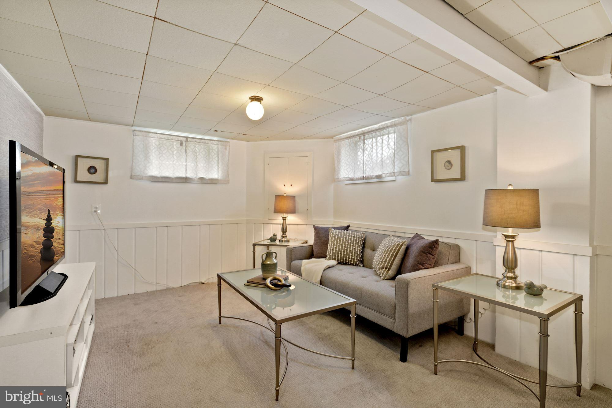 6555 28th Street North Arlington, VA 22213 - Photo 25 of 35