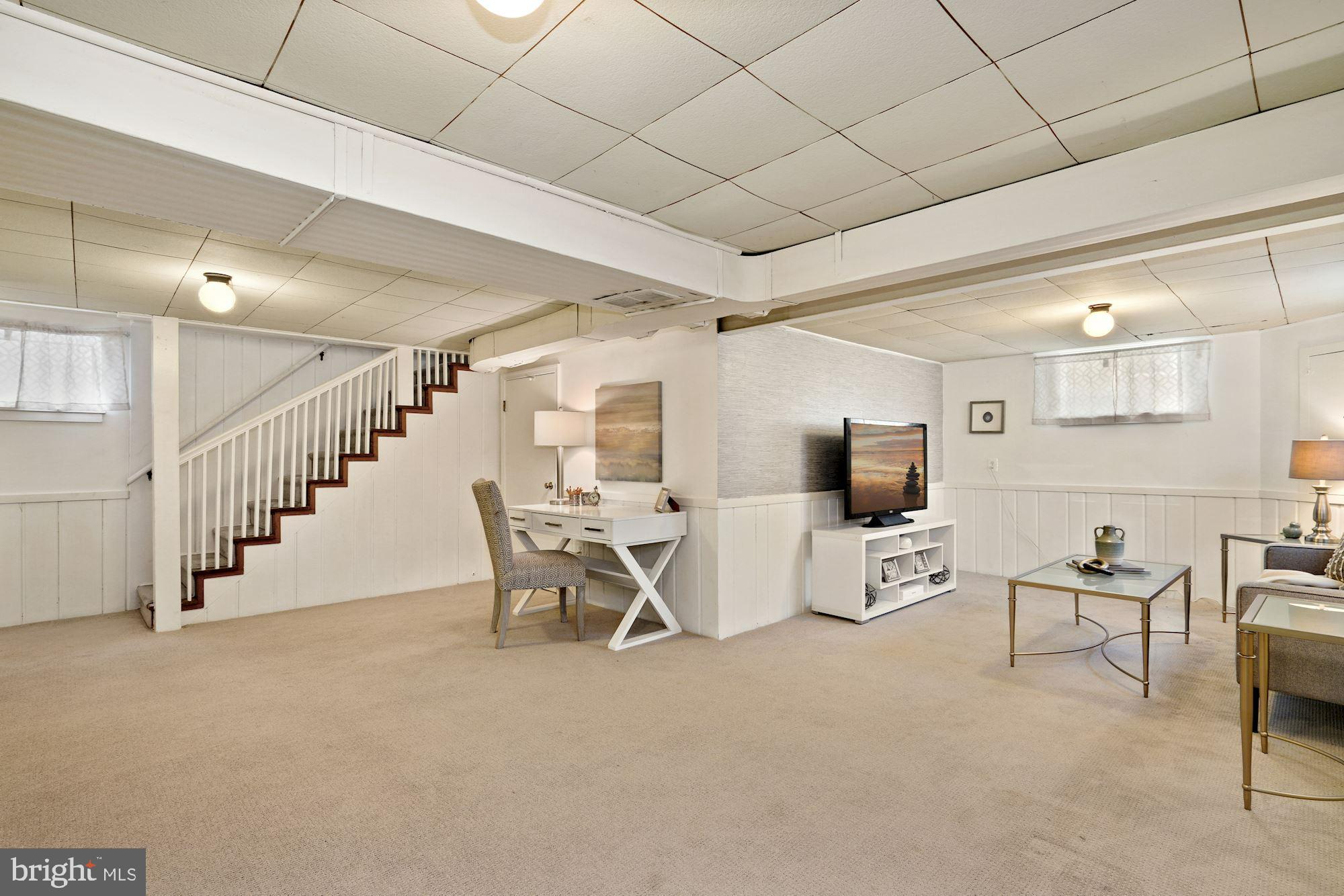 6555 28th Street North Arlington, VA 22213 - Photo 28 of 35