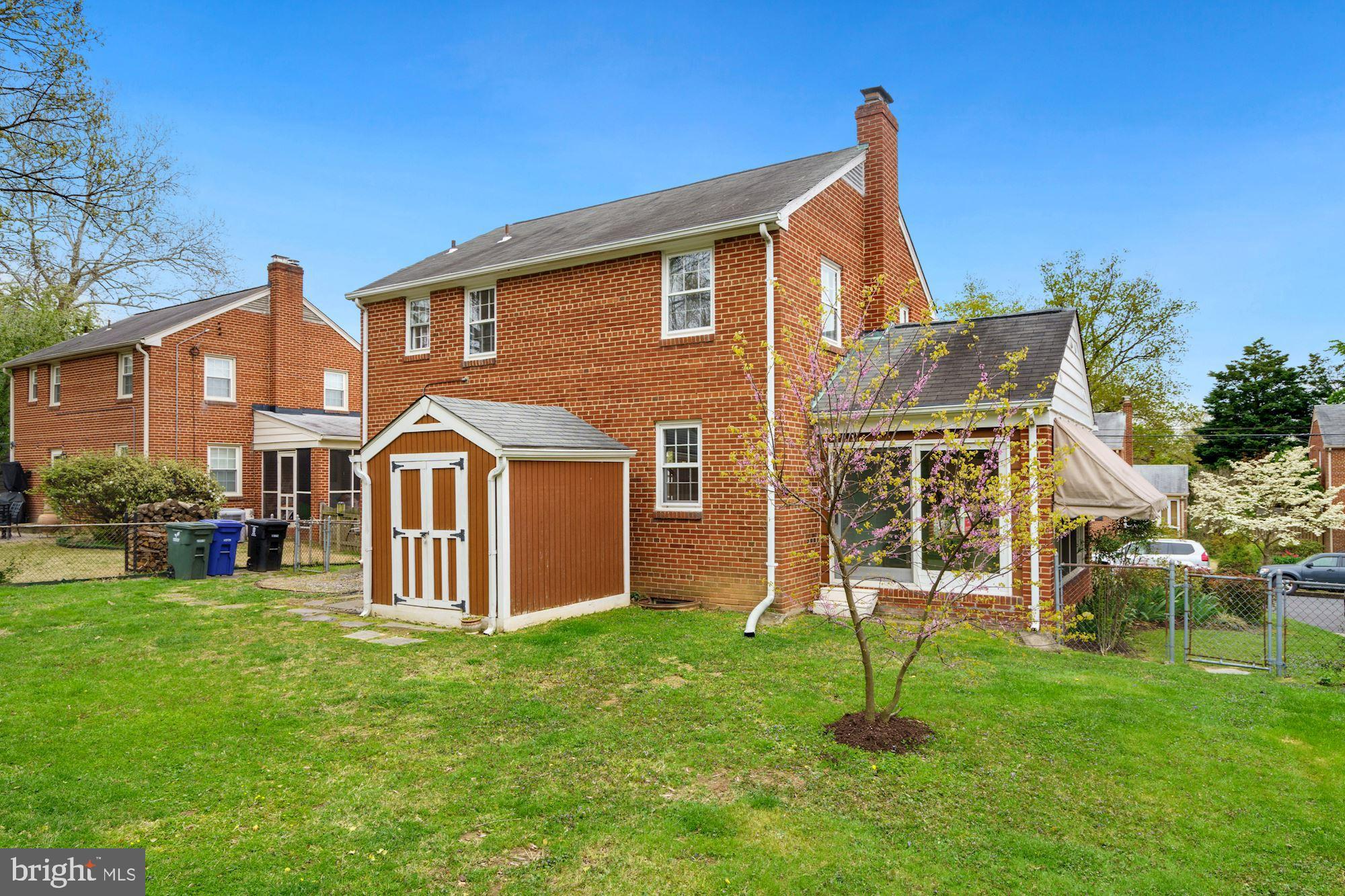 6555 28th Street North Arlington, VA 22213 - Photo 34 of 35