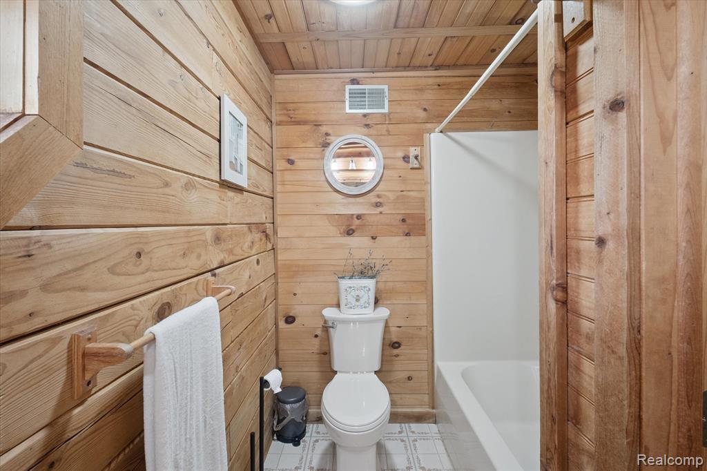 21435 Merriman Road New Boston, MI 48164 - Photo 18 of 55
