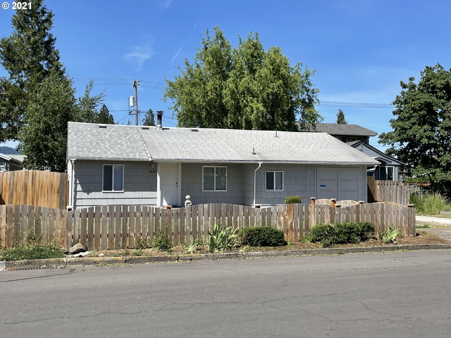 2620 D Street Springfield, OR 97477 - Photo 1 of 10