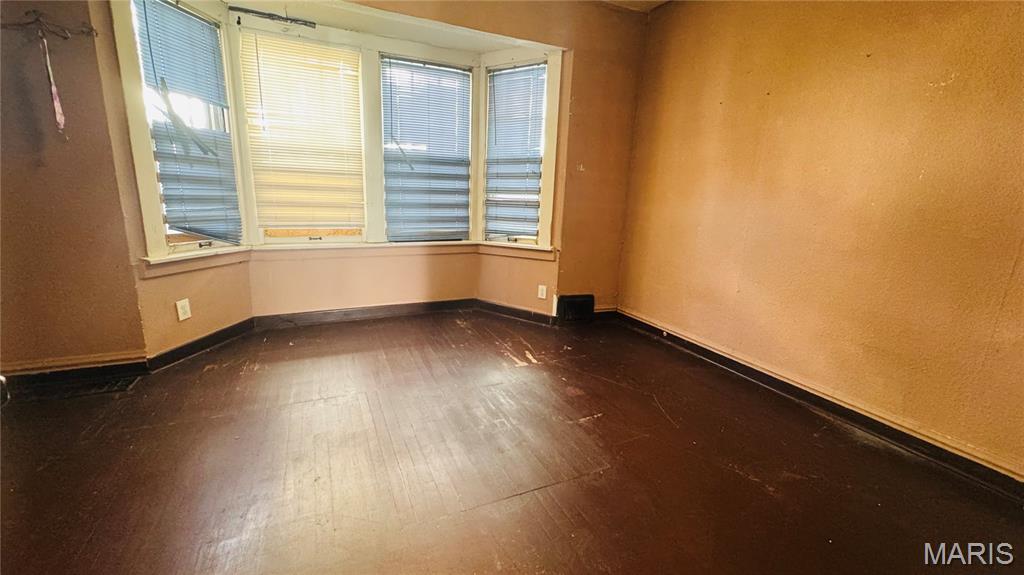 4471 South Spring Avenue St. Louis, MO 63116 - Photo 6 of 31